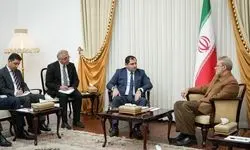 وزیر دفاع ارمنستان با لاریجانی دیدار کرد