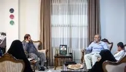 دیدار لاریجانی با خانواده شهیدان محرابی و شادمانی
