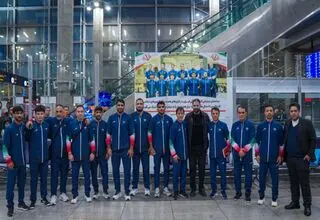 بازگشت تیم ملی کشتی فرنگی ایران به کشور