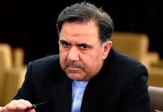 روسیاهی به ذغال ماند