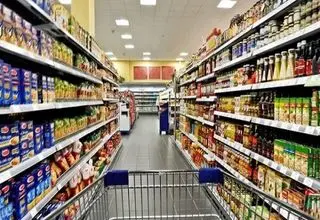 نگاهی به بازار کالاهای اساسی؛ وضعیت عرضه شکر و روغن به کجا رسید؟ +جدول