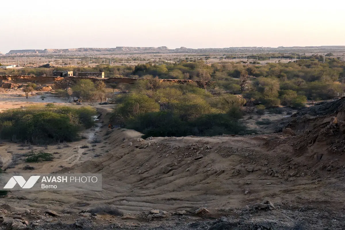 سد خالصی، بزرگترین سد خاکی قشم