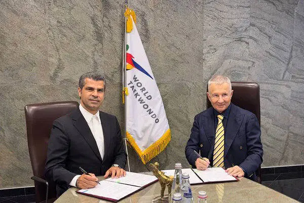 فدراسیونهای تکواندو ایران و روسیه تفاهمنامه همکاری امضا کردند