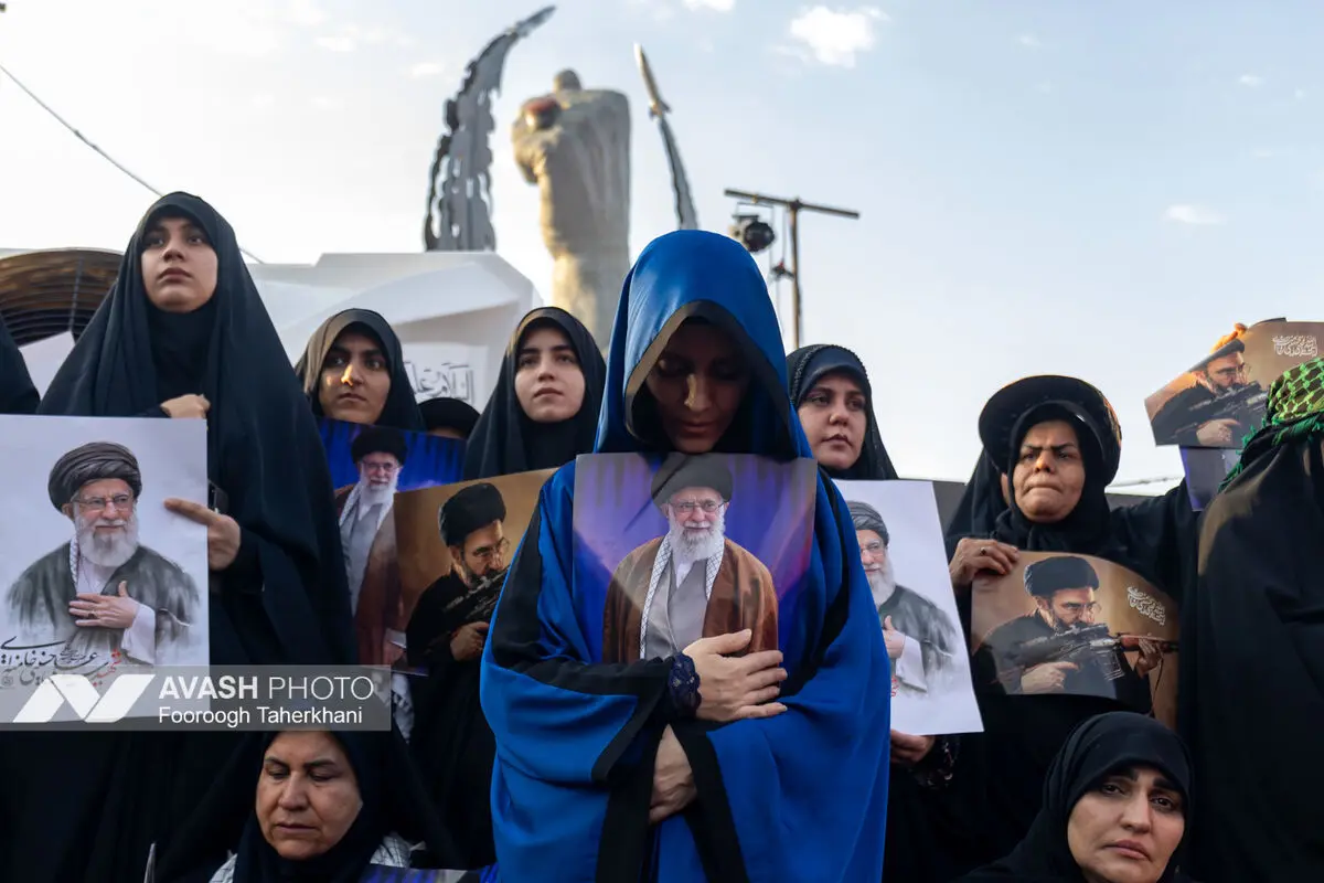 مراسم تشییع پیکر مطهر رهبر شهید انقلاب در تهران - ۴