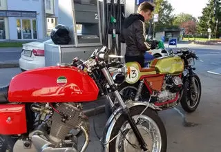 یک تریلیون و ۱۱۳ میلیارد و ۳۰۰ میلیون تومان ارزش سوختی که موتورسیکلت‌ها سوزانده‌اند