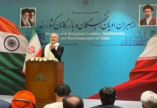 رئیس جمهور: در مقابل قلدری سر خم نمی کنیم/ آمریکا نمی خواهد ما مستقل بمانیم