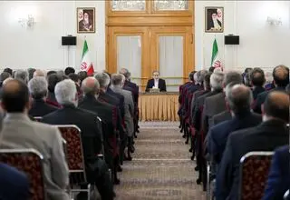 نشست هم‌اندیشی وزیر امور خارجه با معاونین برگزار شد 