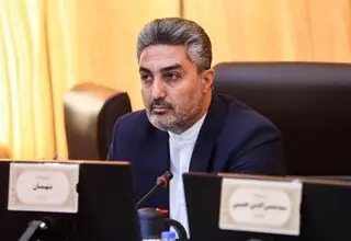 سالانه 200 هزار کامیون فقط از یک کریدور غربی تردد می‌کند  