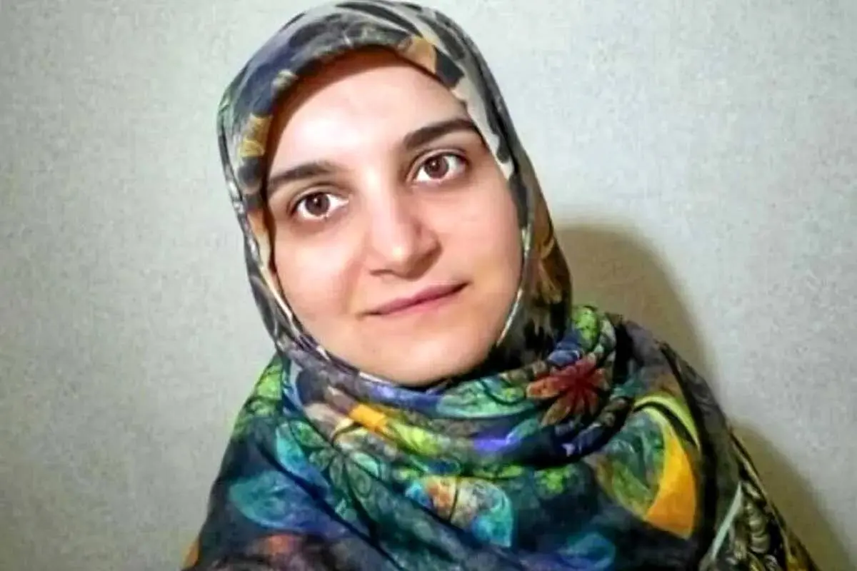 انتقاد وحید جلالزاده از رفتار دولت فرانسه در قبال مهدیه اسفندیاری
