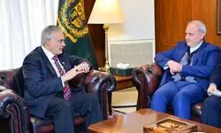 ابلاغ نامه عراقچی به وزیر خارجه پاکستان