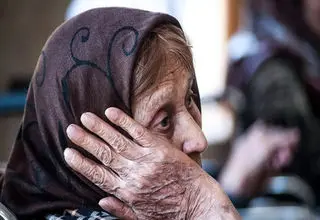 چرا زنان سالمند خانه‌دار بیمه نمی‌شوند؟