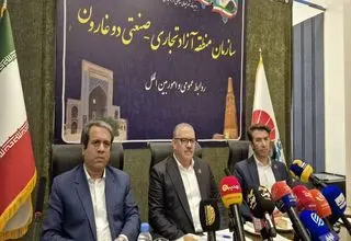 نزدیک به ۶۰ درصد تجارت ایران و افغانستان از منطقه دوغارون انجام می شود 