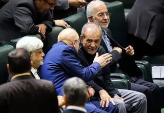 دلیل اصرار تندروها بر «استعفاسازی» در دولت پزشکیان