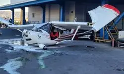 حادثه در فرودگاه تبریز؛ برخورد هواپیمای سبک با یک ساختمان