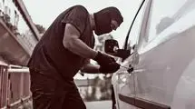 فیلم لحظه به لحظه عجیب ترین سرقت خودرو در فرمانیه تهران + گفتگو