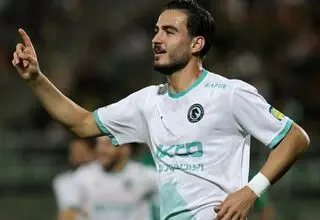کسری طاهری در یک قدمی پرسپولیس؛ خداحافظی این ستاره از پیکان