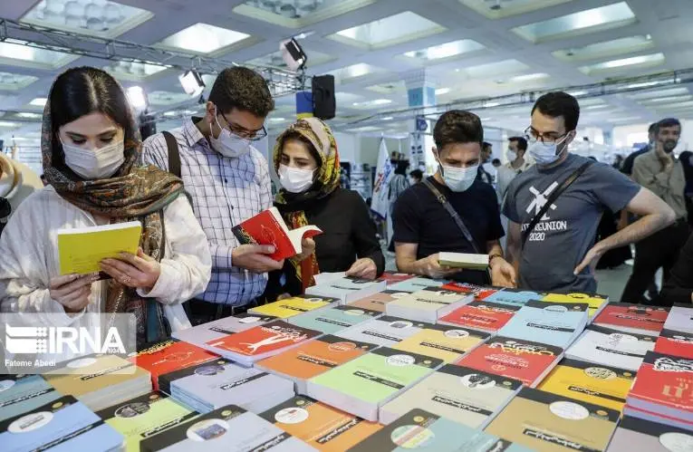 نمایشگاه مجازی پنجروزه برای حمایت از کتابفروشان