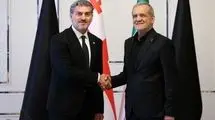  پزشکیان: تصور کرده بودند با حذف رهبر انقلاب، ایران فرو می‌پاشد 