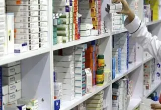واریز ۸۴۰۰ میلیارد تومان به حساب داروخانه‌ها و مراکز درمانی 