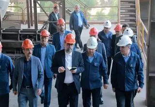 حمایت از واحدهای بزرگ صنعتی و رفع موانع تولید از اولویت‌های وزارت صمت است