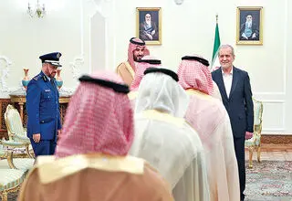 آزمون دیپلماسی همسایگی 