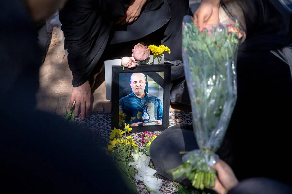 «بهروز سلطانیان» خبرنگار پیشکسوت ایرنا در زادگاهش کرمانشاه به خاک سپرده شد