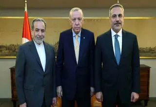 فرصت جدید به دیپلماسی؛ شکل‌گیری چارچوب مذاکراتی میان ایران و آمریکا