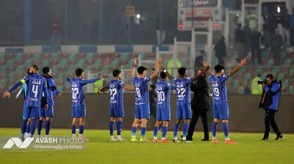استقلال؛ از تهران رانده، از مشهد مانده! 