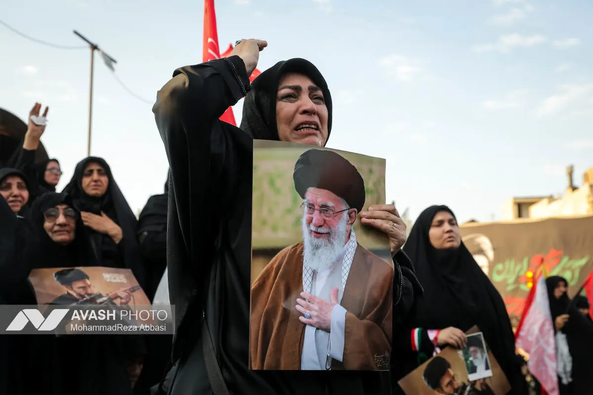 مراسم تشییع پیکر مطهر رهبر شهید انقلاب در تهران - ۱