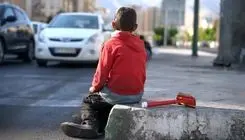 سقوط کودکی در ایران از نیمکت تا خیابان/ دو میلیون کودک ایرانی درگیر کار هستند