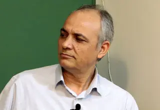 من پایم به دانشگاه امام صادق (ع) نرسیده چه برسد که مهمان بسیج دانشجویی آن باشم!