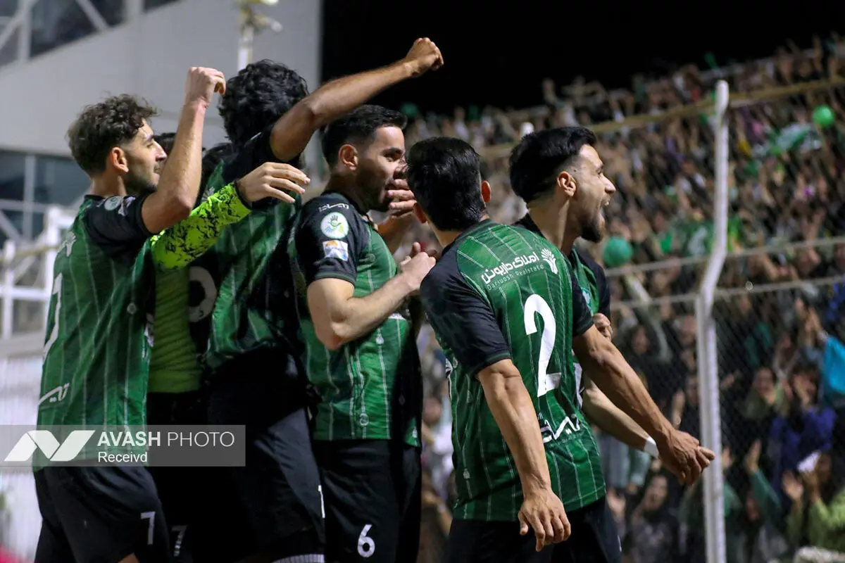 لیگ برتر فوتبال - خیبرخرم آباد و پرسپولیس