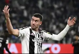 نسخه موجی برای یووه: دوشان را بیرون بیندازید!