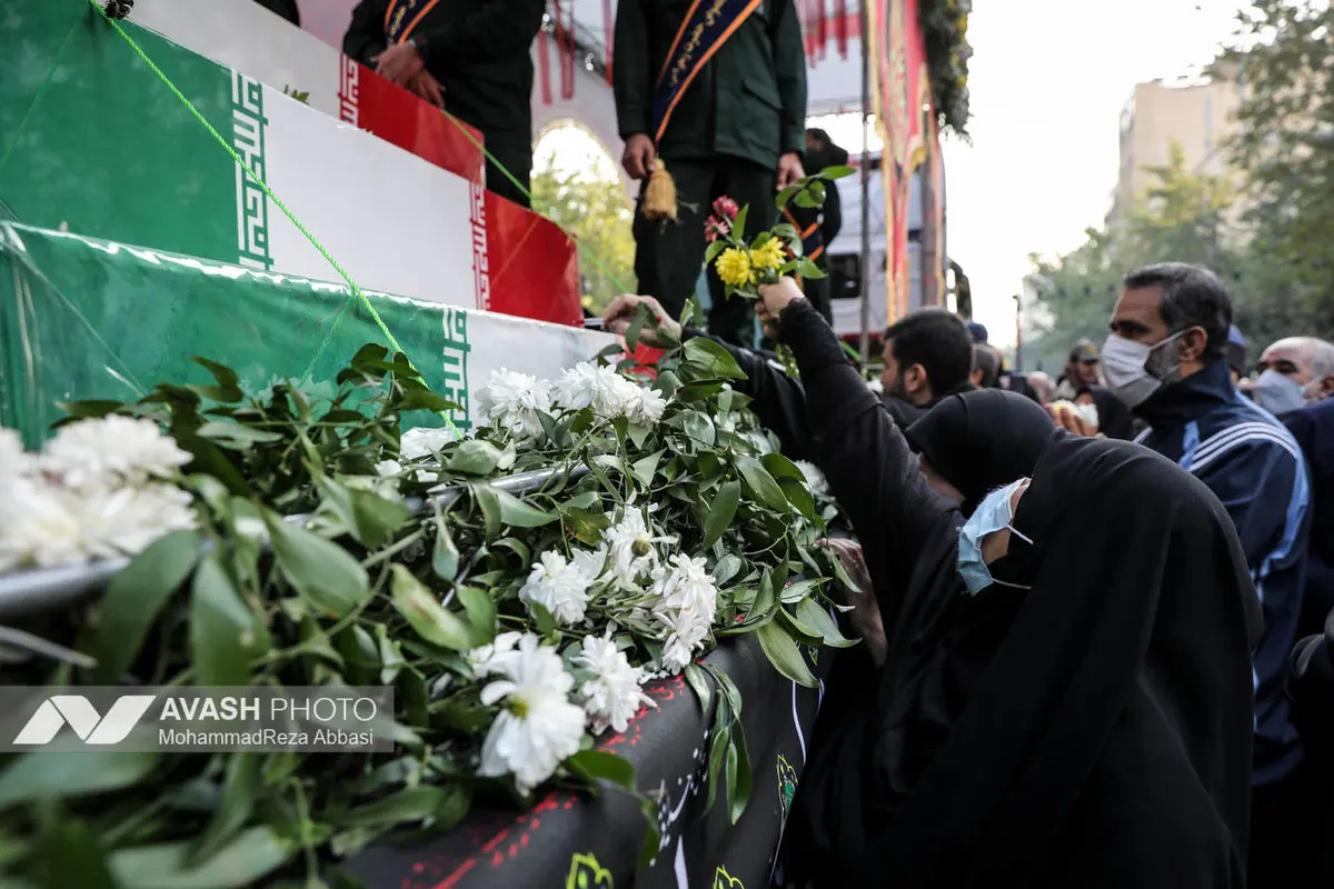 مراسم تشییع پیکرهای ۱۰۰ شهید گمنام - تهران