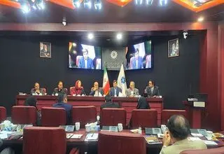 تصویب کلیات برنامه عرضه اوراق و صندوق‌های ارزی