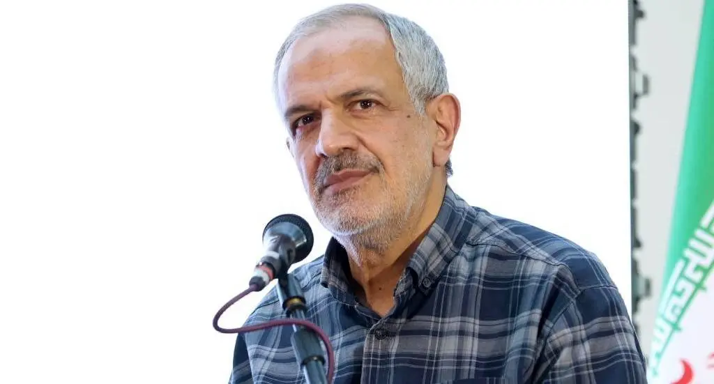 نگاه متعالی‌هنرمندان به میهن،اهمیت ویژه‌ای دارد