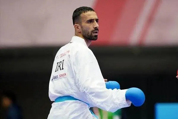صادق‌زاده در مرحله رده‌بندی کاراته