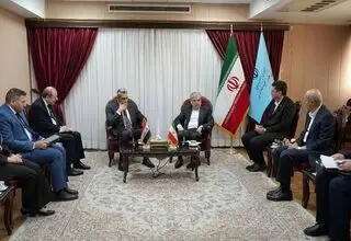 وزیر علوم ایران و سفیر عراق درباره تقویت همکاری‌های علمی گفت‌وگو کردند
