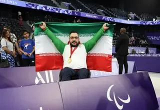 کسب مدال نقره قهرمانی جهان توسط روح‌الله رستمی