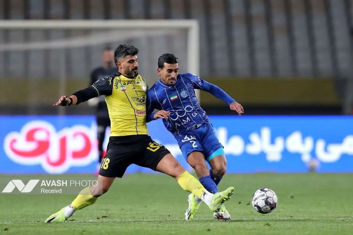 لیگ برتر فوتبال ؛ سپاهان و استقلال