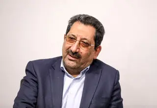 نشست مشترک وزیر صمت و رئیس سازمان بسیج برای تأمین نیازهای اساسی مردم