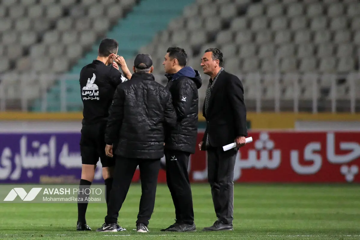 دیدار تیم های فوتبال  پرسپولیس تهران و خیبر خرم آباد
