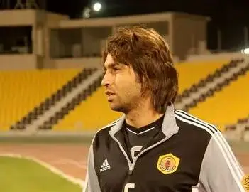 عکس العمل عقیلی به شعار هواداران سپاهان علیه حسین حسینی
