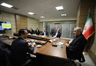 قدردانی وزیر امور اقتصادی و دارایی از تلاش‌های مجموعه بازار سرمایه در دوران جنگ