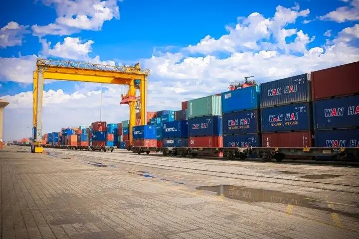 صدور کد اختصاصی برای بندر خشک آپرین؛ پنج هزار تن صادرات از این بندر