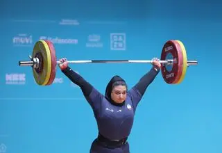 چهارمی صفاوردی در یک‌ضرب وزنه‌برداری بانوان