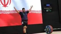 محمدی‌تنها مدال خود را به آستان قدس رضوی تقدیم کرد