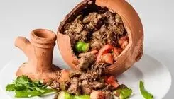 طرز تهیه  کوزه‌کباب؛ جادوی طعم در ظرفی سفالی