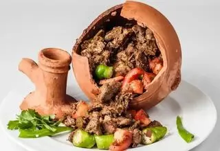 طرز تهیه  کوزه‌کباب؛ جادوی طعم در ظرفی سفالی