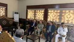 وزیر دفاع وارد آبادان شد